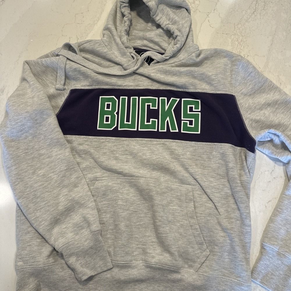 Milwaukee Bucks Hoodie Large NBA Gray '47 City Edition